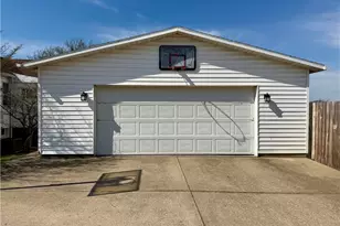 1350 Paradise Ave, Washington Township, PA 15012 - Photo 26