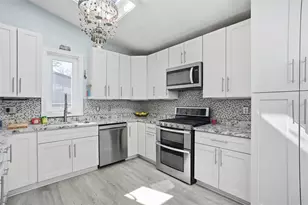 116 S Pasadena Dr, Pittsburgh, PA 15215 - Photo 6