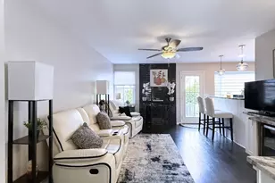 204 Thornberry Cir, Pittsburgh, PA 15234 - Photo 10