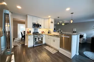 204 Thornberry Cir, Pittsburgh, PA 15234 - Photo 8