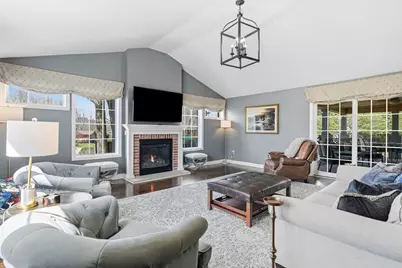 1055 Wade Lane, Oakmont, PA 15139 - Photo 24