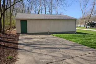 242 Stone Quarry Rd, Center Township, PA 15061 - Photo 26