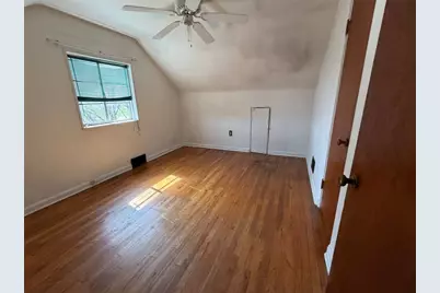 432 Mary St, Jeannette, PA 15644 - Photo 10