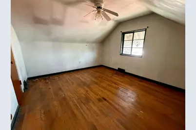 432 Mary St, Jeannette, PA 15644 - Photo 12