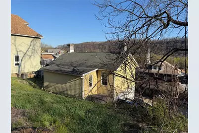 525 Franklin St, Freeport, PA 16229 - Photo 24