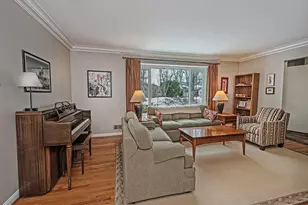 1787 Theodan Dr, Pittsburgh, PA 15216 - Photo 6