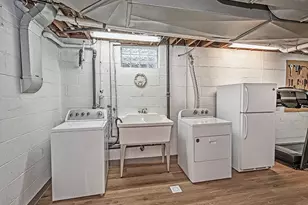 1787 Theodan Dr, Pittsburgh, PA 15216 - Photo 24