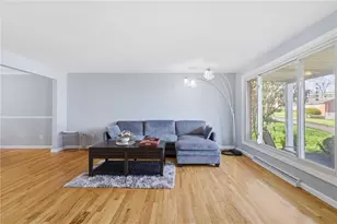 5391 Sagebrush Dr, Pittsburgh, PA 15236 - Photo 6