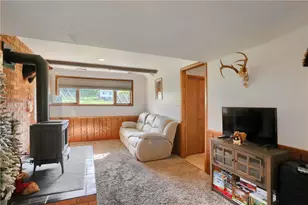 1123 Brookshire Dr, Shenango Township, PA 16101 - Photo 8