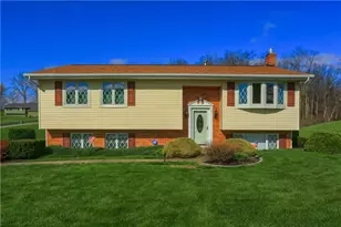 1123 Brookshire Dr, Shenango Township, PA 16101 - Photo 1