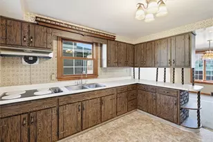 334 Jean Dr, Pittsburgh, PA 15236 - Photo 6