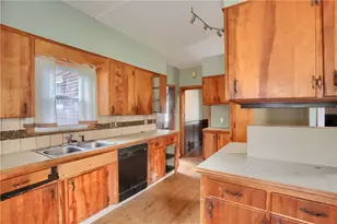 417 E Moody Ave, New Castle, PA 16105 - Photo 14