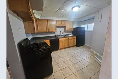 1962 Straubs Ln, Pittsburgh, PA 15212 - Photo 8