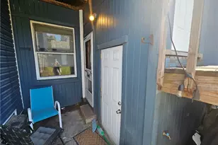 1962 Straubs Ln, Pittsburgh, PA 15212 - Photo 32