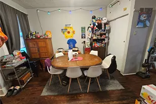 1962 Straubs Ln, Pittsburgh, PA 15212 - Photo 8