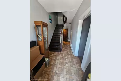 1962 Straubs Ln, Pittsburgh, PA 15212 - Photo 4