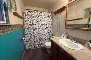 727 Thompson St, Turtle Creek, PA 15145 - Photo 14