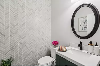 225 Gabriel Dr, Adams Township, PA 16046 - Photo 10