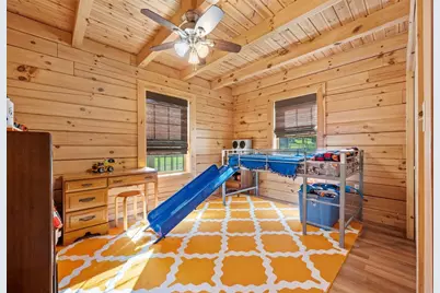 148 1st St, Georgetown, PA 15043 - Photo 18