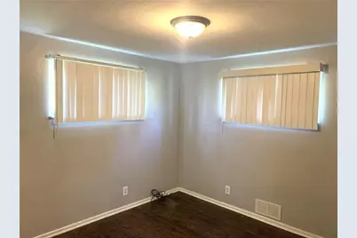 3768 W 5th Avenue, West Mayfield, PA 15010 - Photo 4