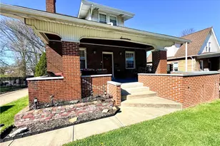 17 S Johnson Rd, Houston, PA 15342 - Photo 2