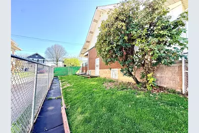 17 S Johnson Rd, Houston, PA 15342 - Photo 36