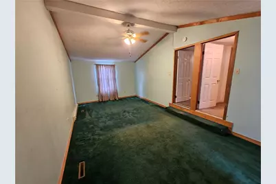 280 Valleyview Dr, Oakdale, PA 15071 - Photo 14