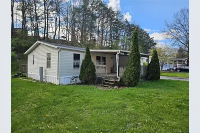 280 Valleyview Dr, Oakdale, PA 15071 - Photo 1