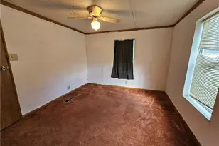 280 Valleyview Dr, Oakdale, PA 15071 - Photo 8