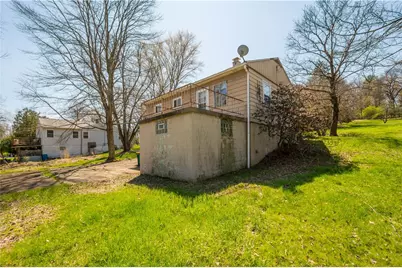 2497 Victoria Dr, Hampton, PA 15101 - Photo 2