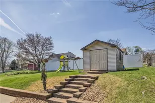 124 Sunrise Dr, Penn Twp, PA 15642 - Photo 32