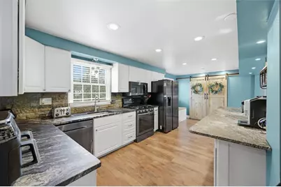 2928 Kings Mill Rd, Bethel Park, PA 15102 - Photo 14