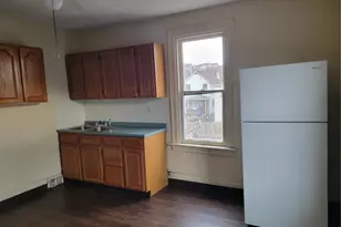 811 10th St, Stowe Township, PA 15136 - Photo 6