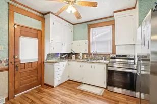 407 Laurel Blvd, New Castle, PA 16101 - Photo 14