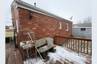 104 Delrose Dr, Liberty Boro, PA 15133 - Photo 2