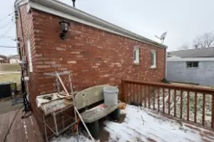 104 Delrose Dr, Liberty Boro, PA 15133 - Photo 2