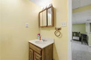 705 Willruth Dr, Pittsburgh, PA 15101 - Photo 36