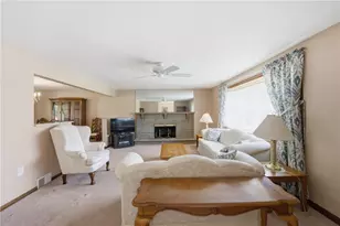 705 Willruth Dr, Pittsburgh, PA 15101 - Photo 4