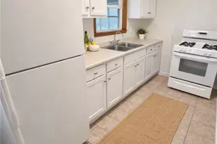 106 Emerson St, Vandergrift, PA 15690 - Photo 10