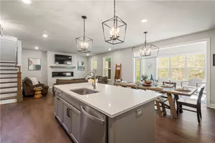 121 Maggie Dr, North Strabane, PA 15330 - Photo 12