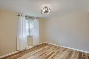 201 E Hazelcroft Ave, New Castle, PA 16105 - Photo 20