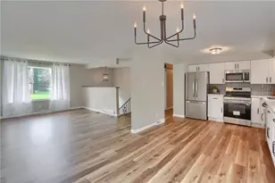 201 E Hazelcroft Ave, New Castle, PA 16105 - Photo 6