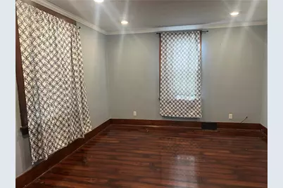 153 Locust St, Ambridge, PA 15003 - Photo 2