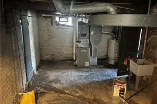 153 Locust St, Ambridge, PA 15003 - Photo 16