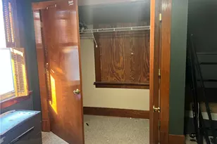 153 Locust St, Ambridge, PA 15003 - Photo 12