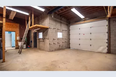 223 E 4th Avenue, Tarentum, PA 15084 - Photo 10