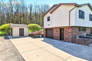 24 Sevich Alley, Monongahela, PA 15063 - Photo 2