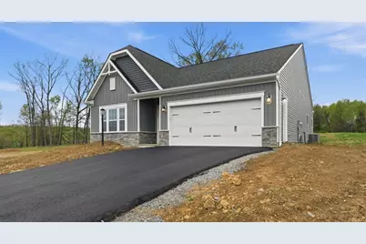 121 July Drive, City of But SW, PA 16002 - Photo 2