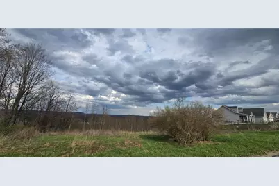 148 Terrapin Dr, Paint Township, PA 15963 - Photo 2