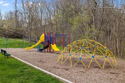 605 Hickory Cir, North Strabane, PA 15317 - Photo 28